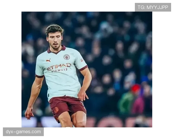 阿斯顿维拉赛季表现抢眼，新星闪耀英超引热议