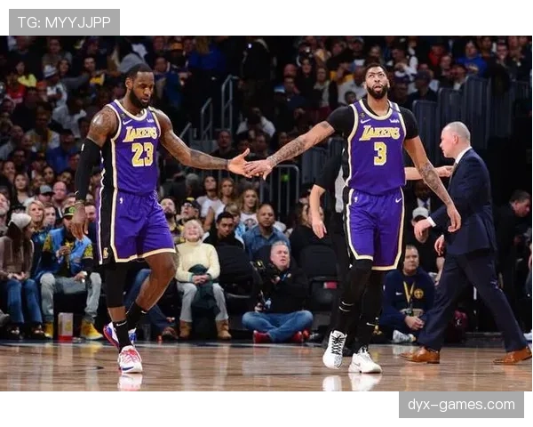 雷吉纳控球能力显著提升,战术体系日趋成熟引关注